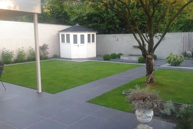Keramische buitentegels leggen Boekel